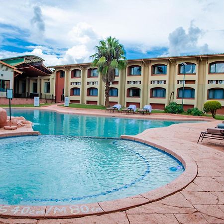 M'kango Golfview Hotel Lusaka Zewnętrze zdjęcie