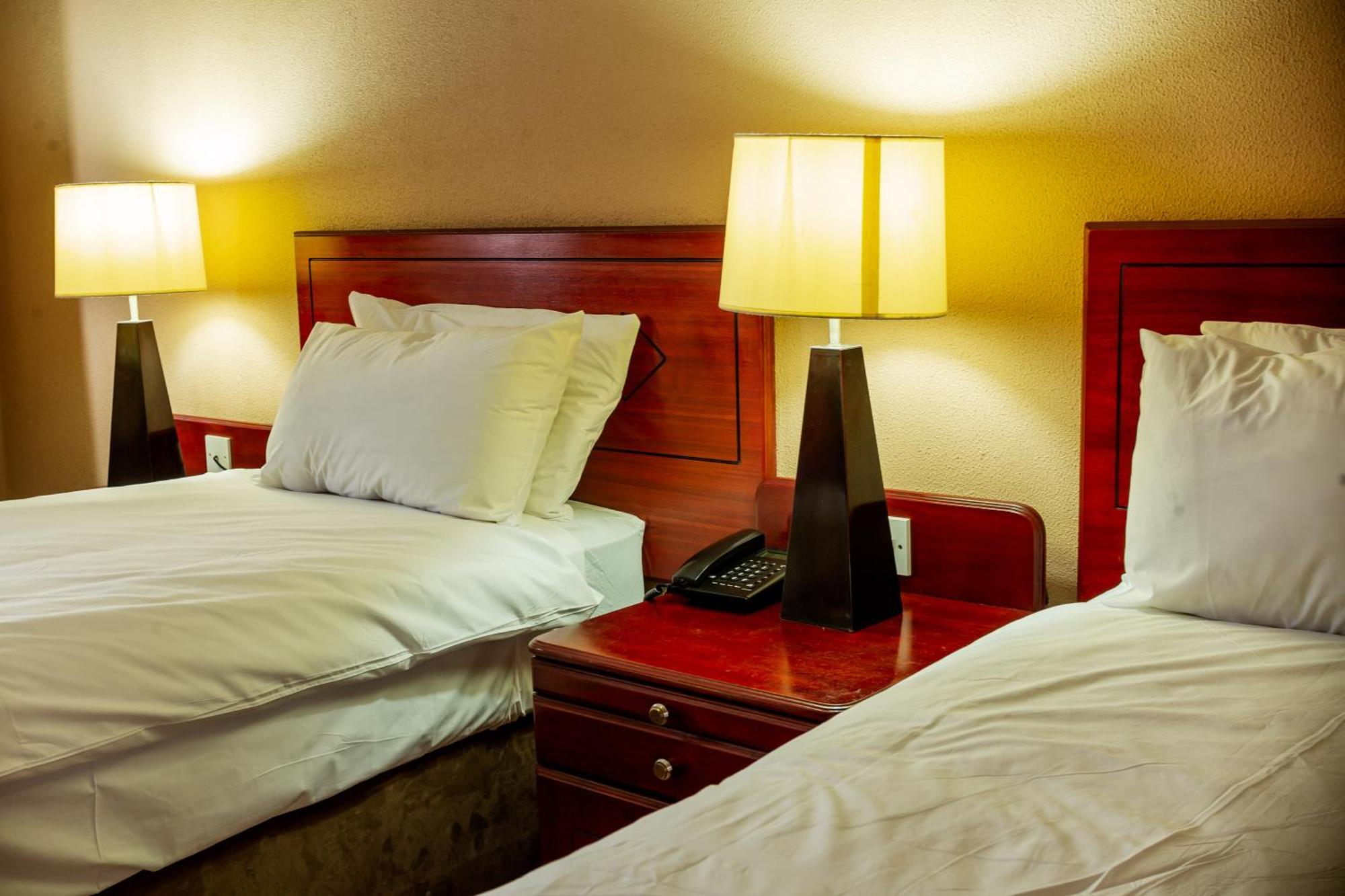 M'kango Golfview Hotel Lusaka Zewnętrze zdjęcie