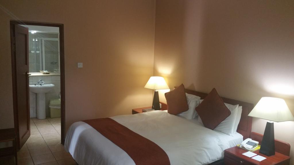 M'kango Golfview Hotel Lusaka Zewnętrze zdjęcie