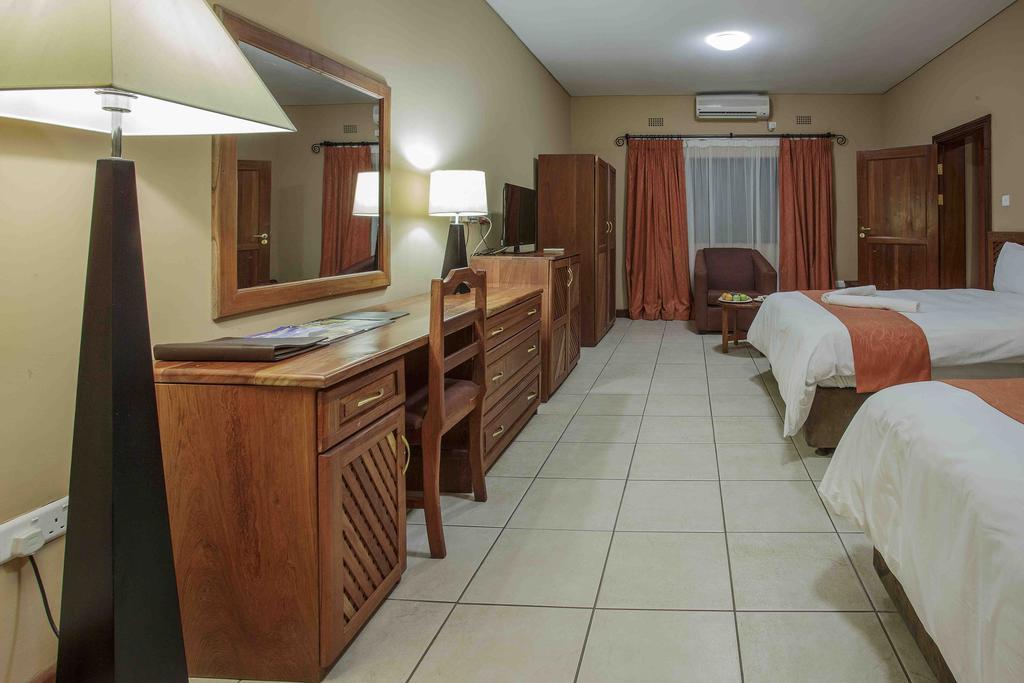 M'kango Golfview Hotel Lusaka Zewnętrze zdjęcie