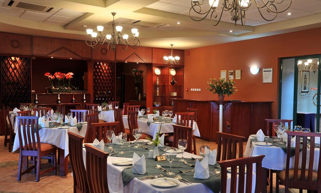 M'kango Golfview Hotel Lusaka Zewnętrze zdjęcie