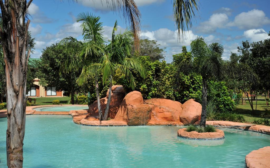 M'kango Golfview Hotel Lusaka Zewnętrze zdjęcie