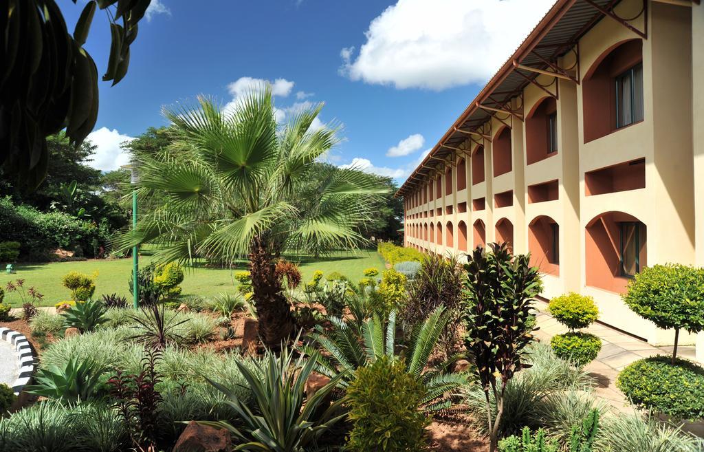 M'kango Golfview Hotel Lusaka Zewnętrze zdjęcie