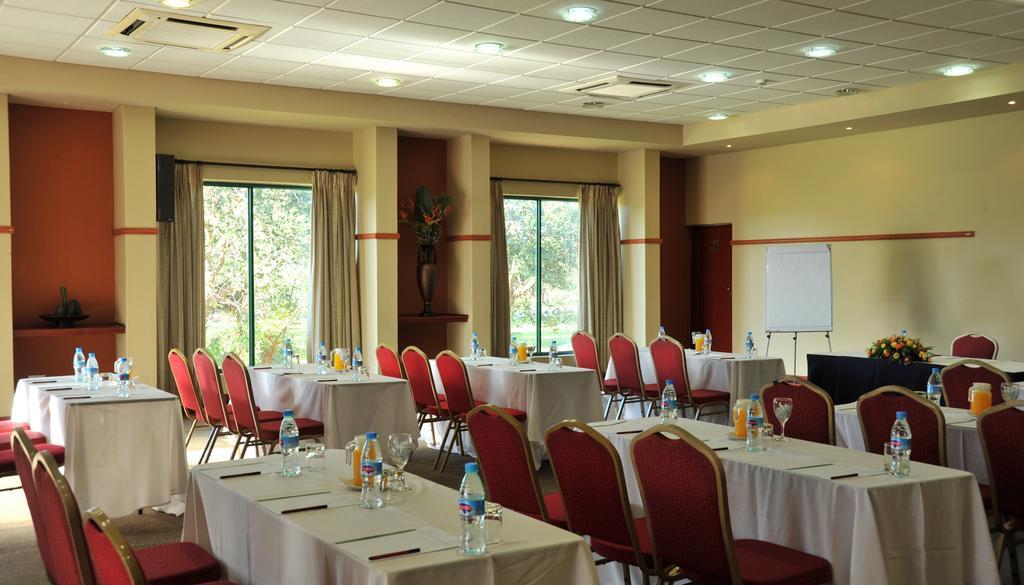 M'kango Golfview Hotel Lusaka Zewnętrze zdjęcie