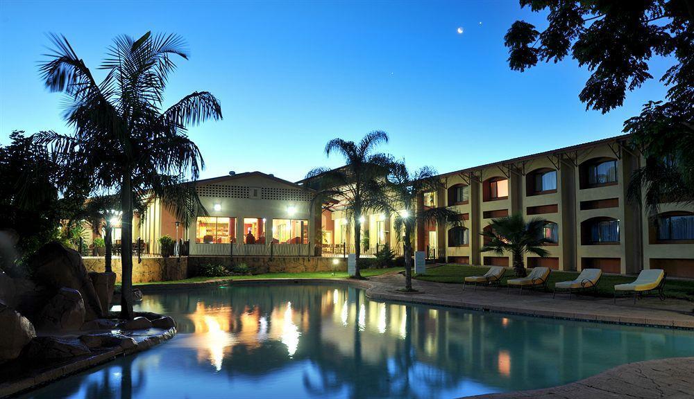 M'kango Golfview Hotel Lusaka Zewnętrze zdjęcie