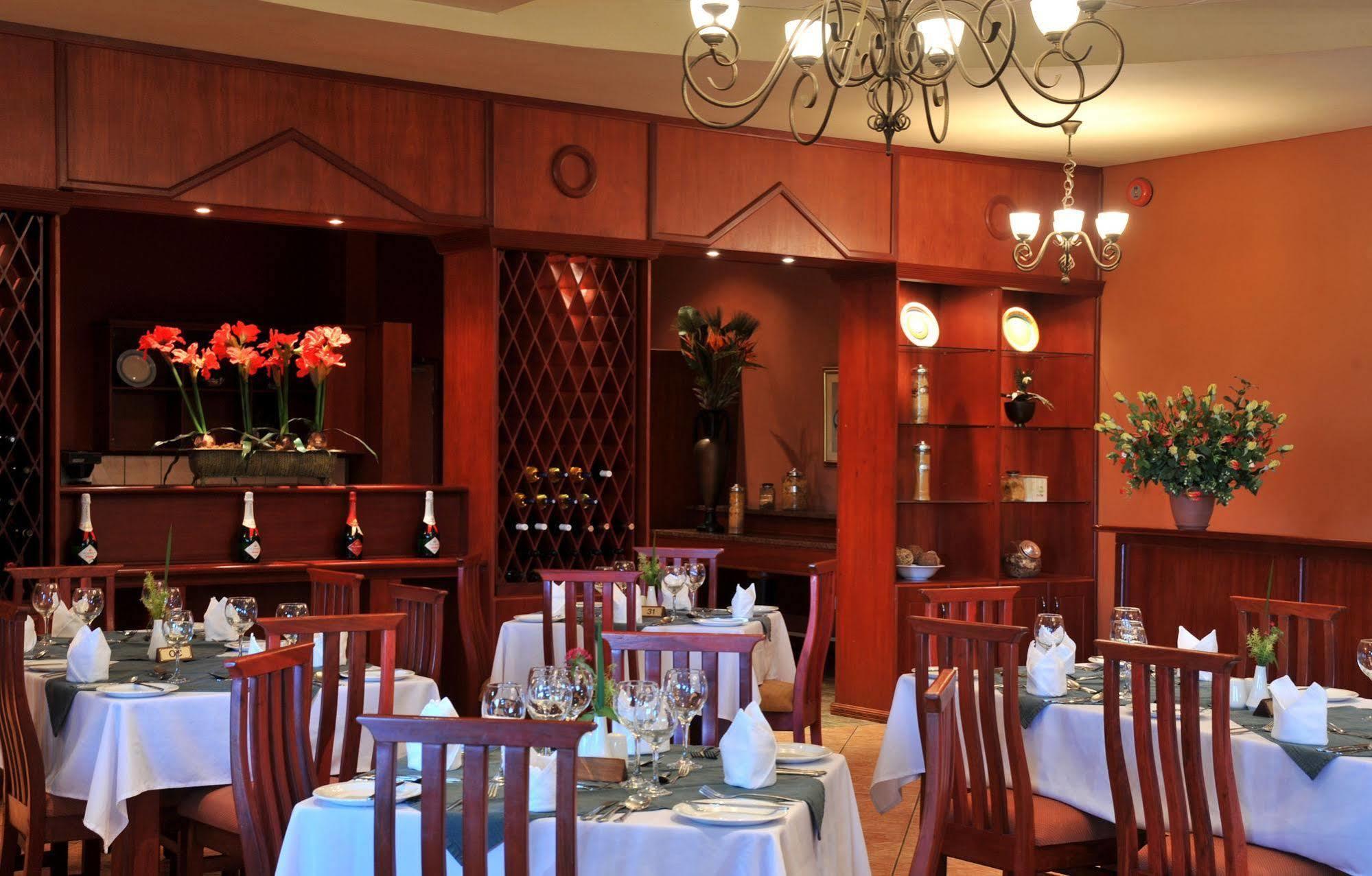 M'kango Golfview Hotel Lusaka Zewnętrze zdjęcie