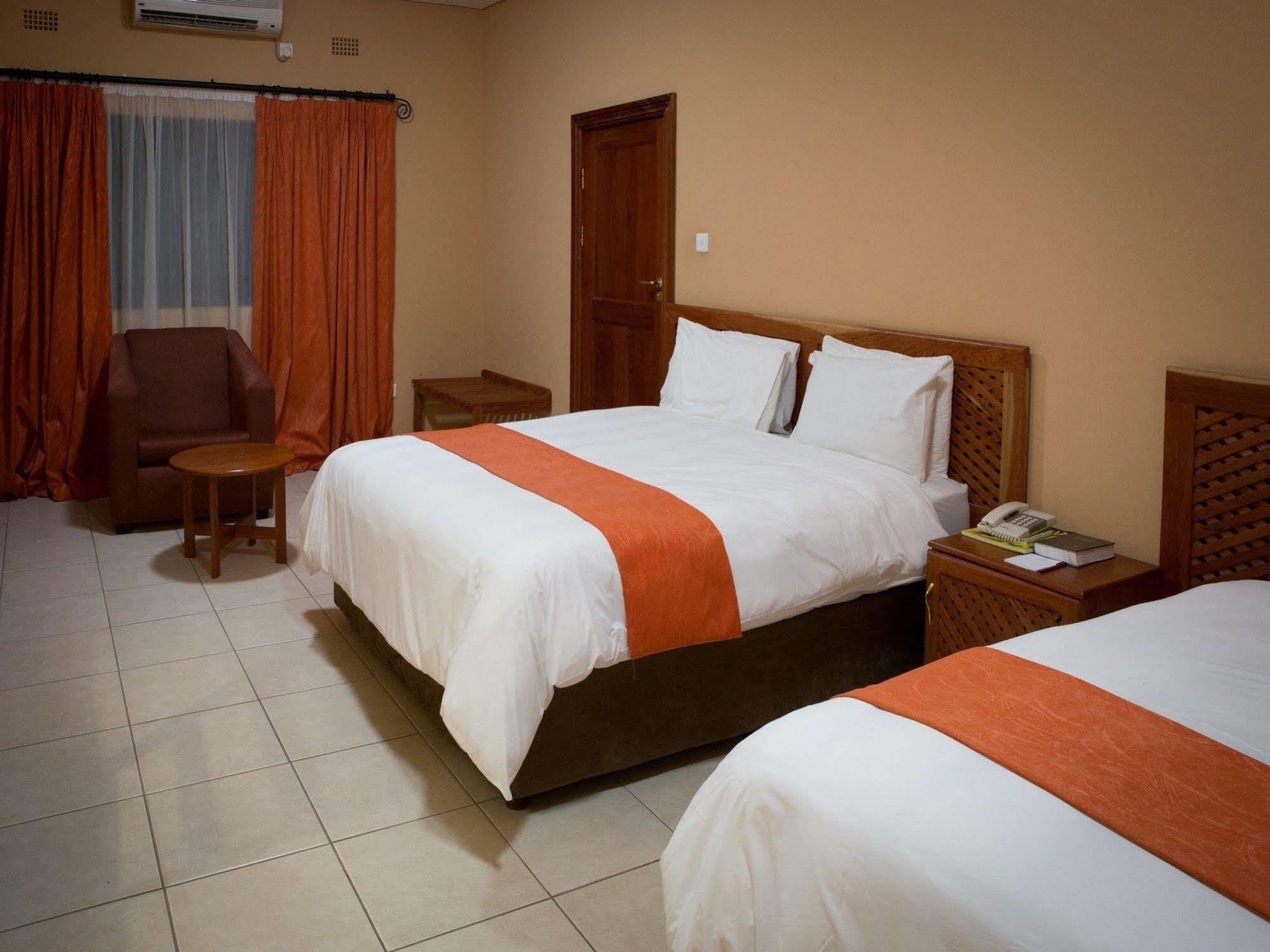 M'kango Golfview Hotel Lusaka Zewnętrze zdjęcie