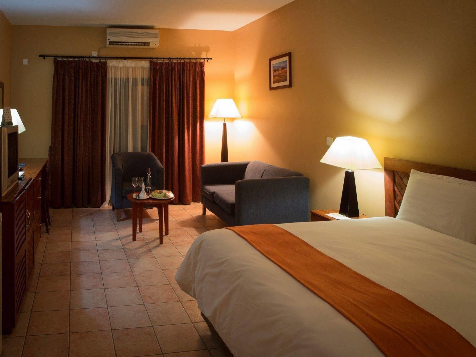 M'kango Golfview Hotel Lusaka Zewnętrze zdjęcie